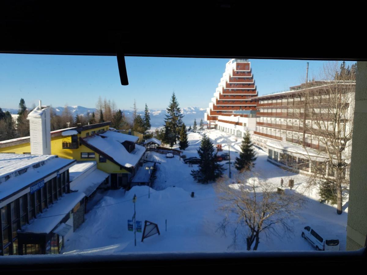 Apartman 401 - Hotel S Apartmanmi Crocus . Štrbské Pleso Exteriör bild